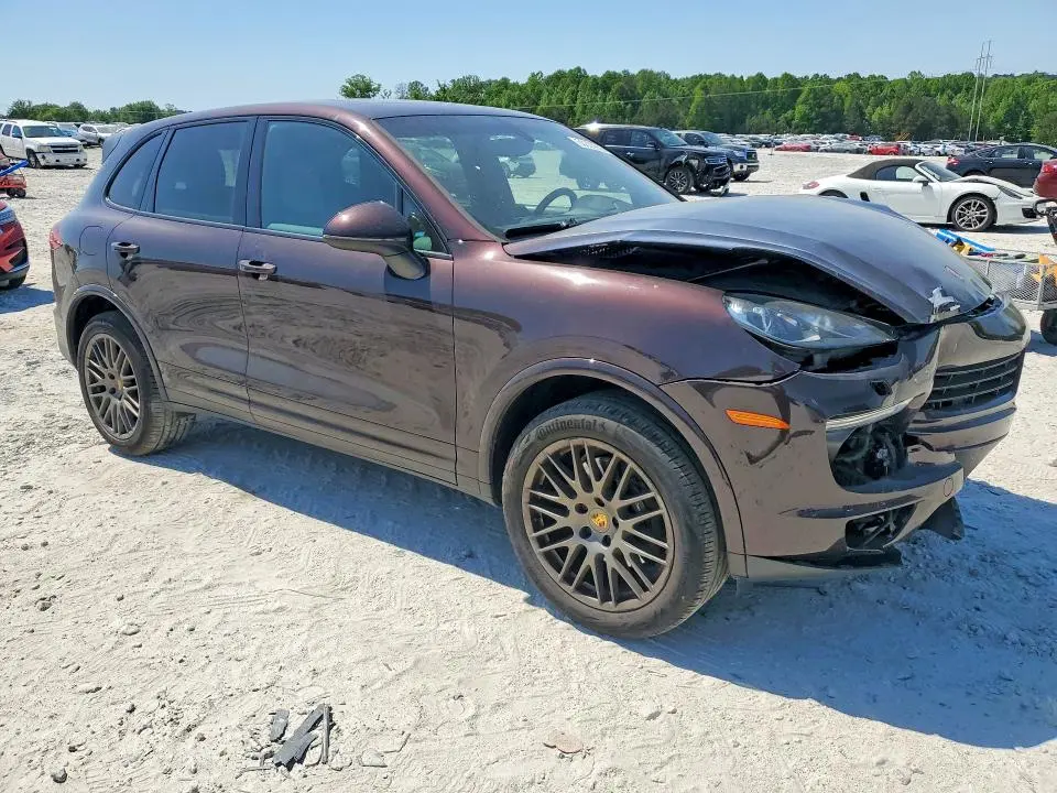 2018 PORSCHE CAYENNE   
