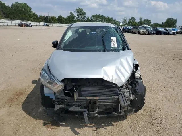 2020 NISSAN KICKS S  