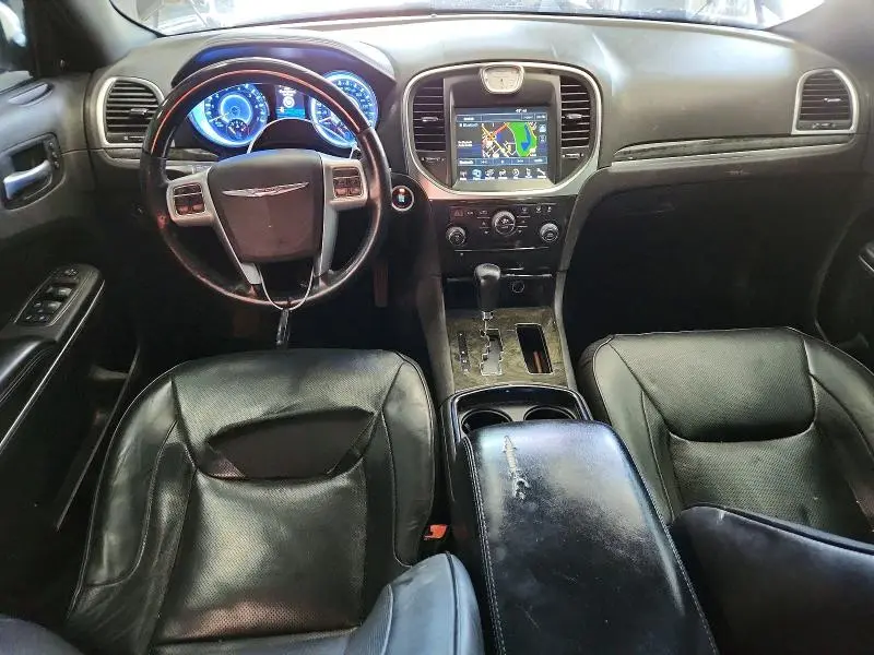 2012 CHRYSLER 300C   