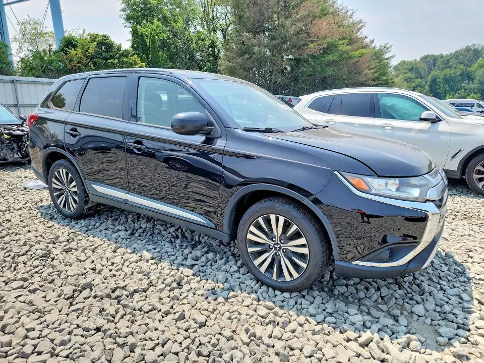 2019 MITSUBISHI OUTLANDER ES  