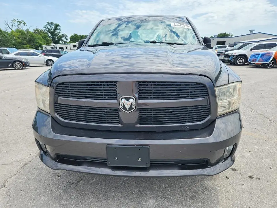 2017 RAM 1500 ST  