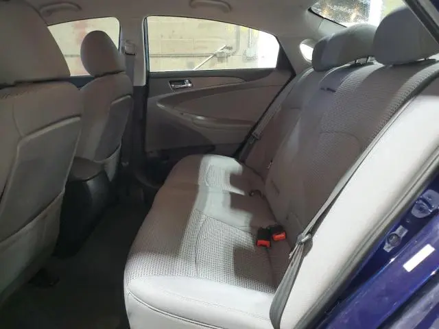 2011 HYUNDAI SONATA GLS