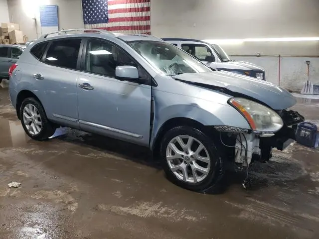 2013 NISSAN ROGUE S