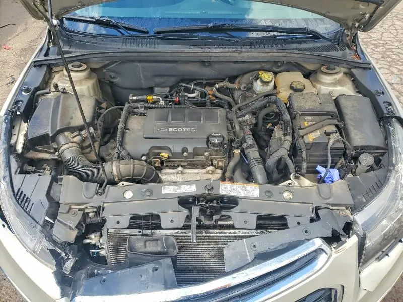 2015 CHEVROLET CRUZE LT  