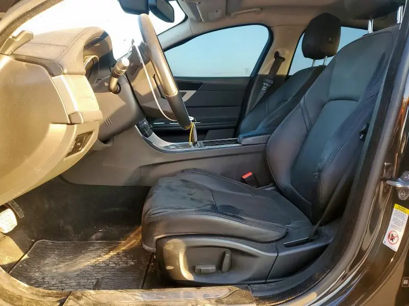 2018 JAGUAR XF PREMIUM  