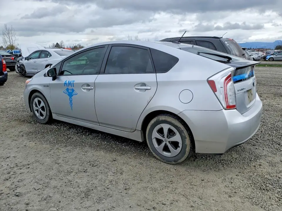 2015 TOYOTA PRIUS FOUR  