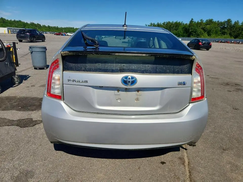 2012 TOYOTA PRIUS THREE  
