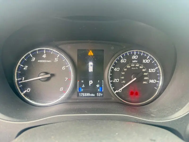 2018 MITSUBISHI OUTLANDER ES  