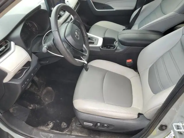 2023 TOYOTA RAV4 XLE PREMIUM  