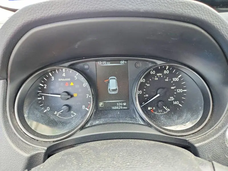 2017 NISSAN ROGUE SV  