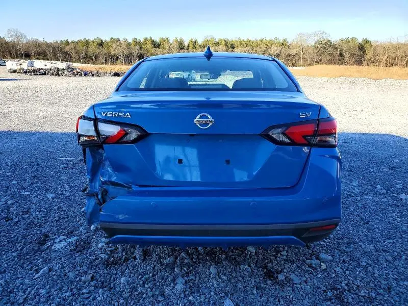 2021 NISSAN VERSA SV  