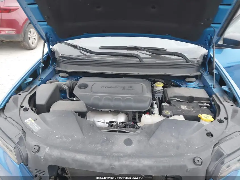 2023 JEEP CHEROKEE ALTITUDE LUX 4X4