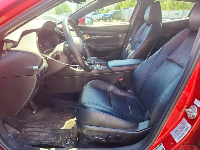 2019 MAZDA 3 PREMIUM  