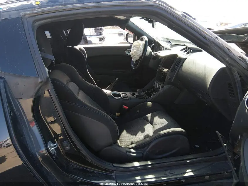 2013 NISSAN 370Z  