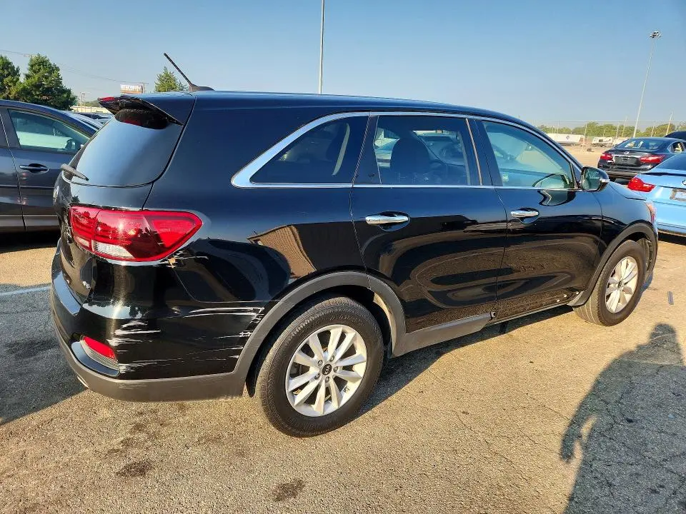 2020 KIA SORENTO S  