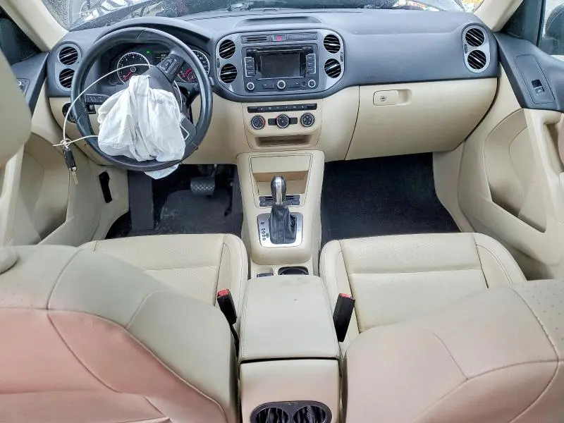 2013 VOLKSWAGEN TIGUAN S  