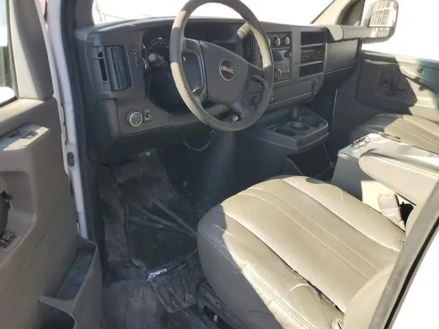 2014 GMC SAVANA G3500  
