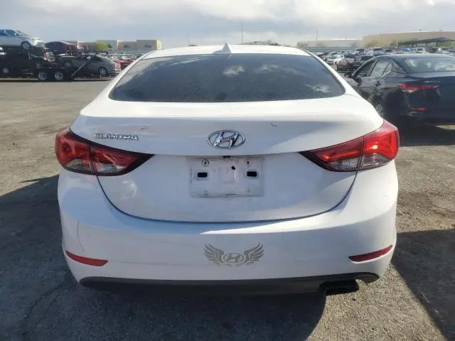2015 HYUNDAI ELANTRA SE  