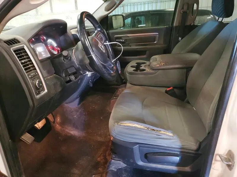 2014 RAM 1500 SLT  