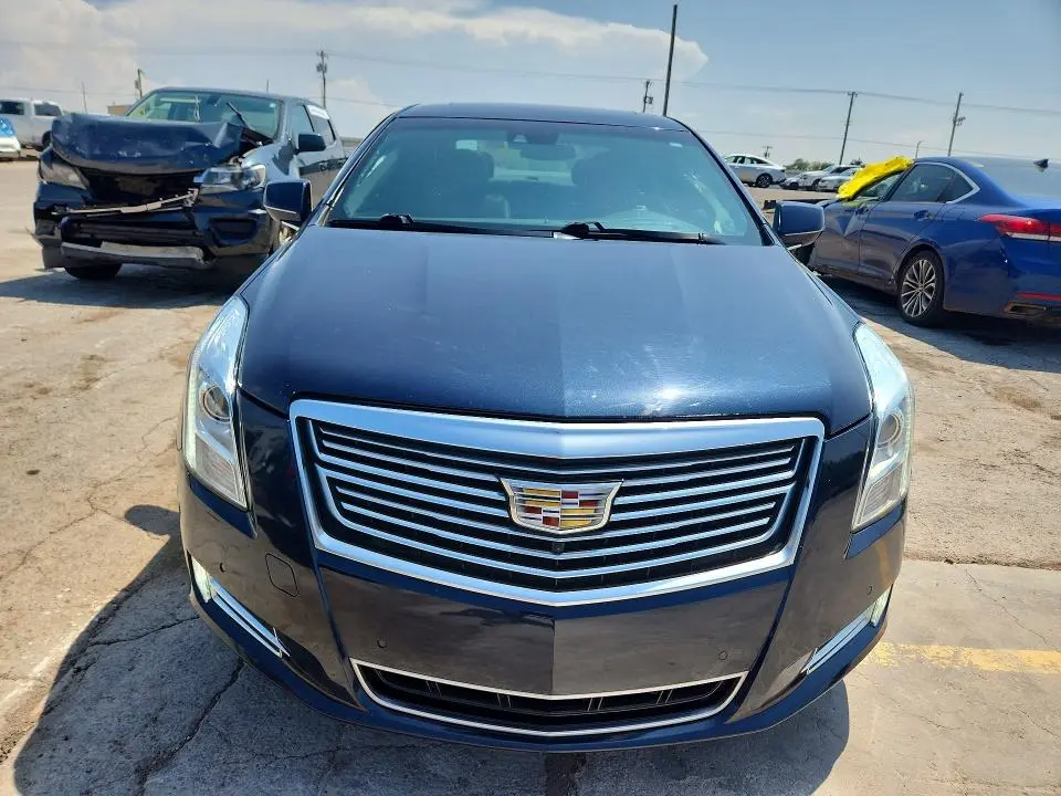 2016 CADILLAC XTS PLATINUM  
