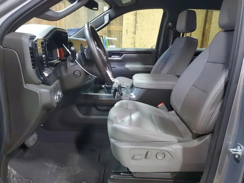 2023 GMC SIERRA K1500 SLT  