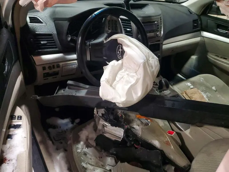 2012 SUBARU OUTBACK 2.5I PREMIUM  