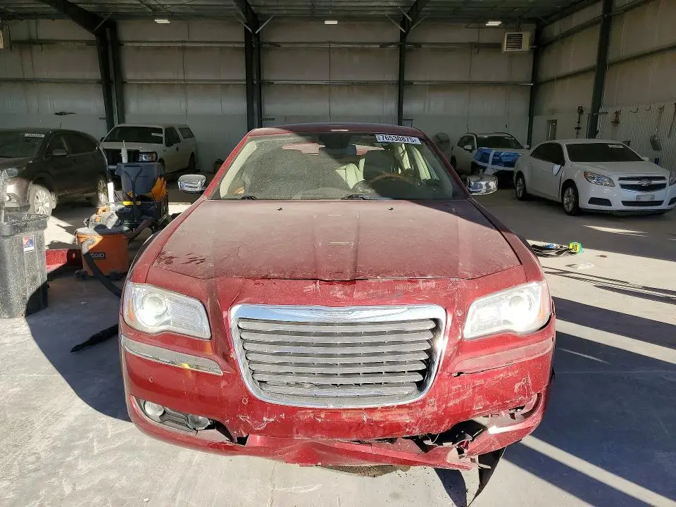 2013 CHRYSLER 300C   