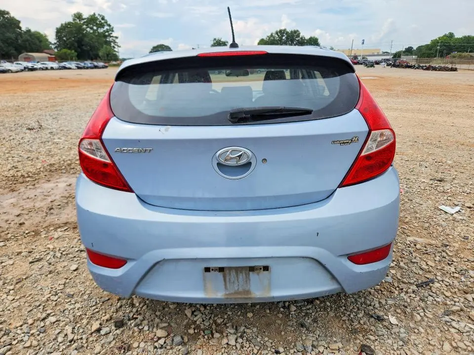 2014 HYUNDAI ACCENT SE  