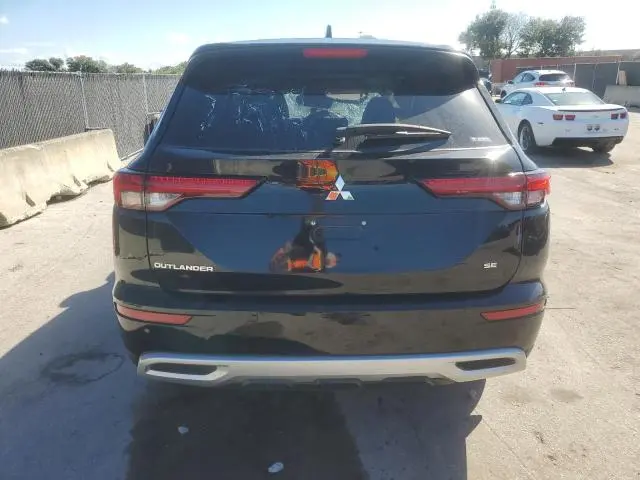 2024 MITSUBISHI OUTLANDER SE