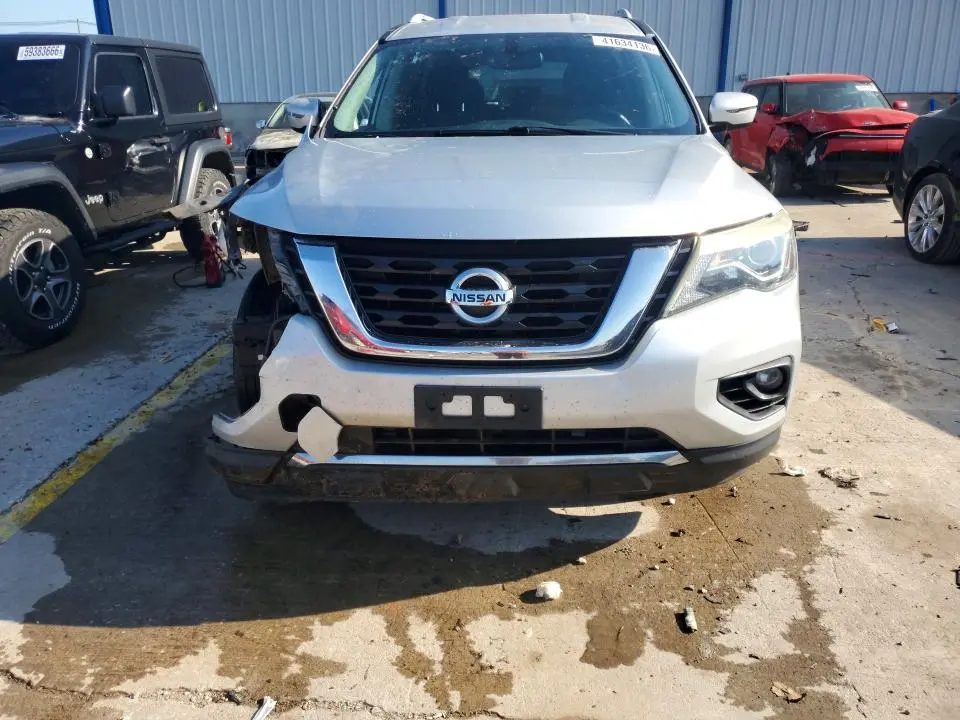 2018 NISSAN PATHFINDER SV  