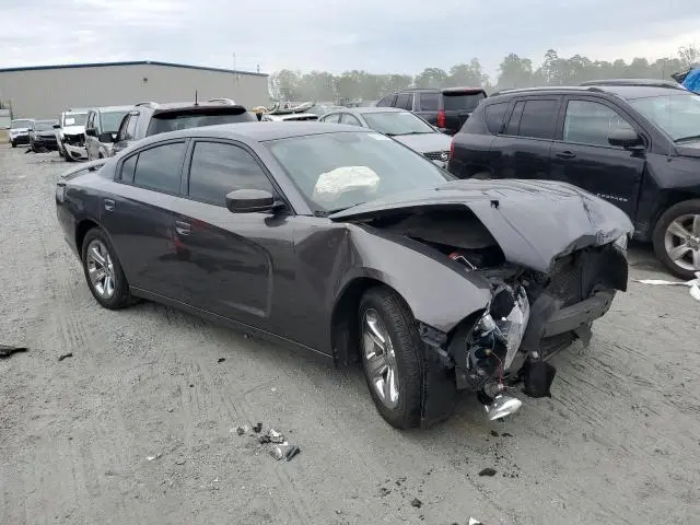 2013 DODGE CHARGER SE  