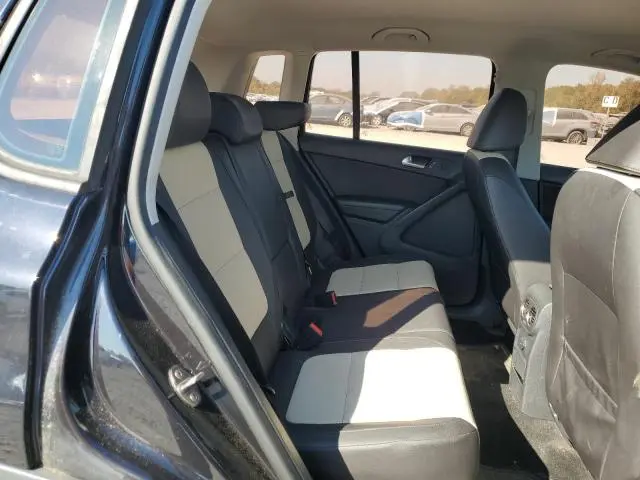 2017 VOLKSWAGEN TIGUAN S  