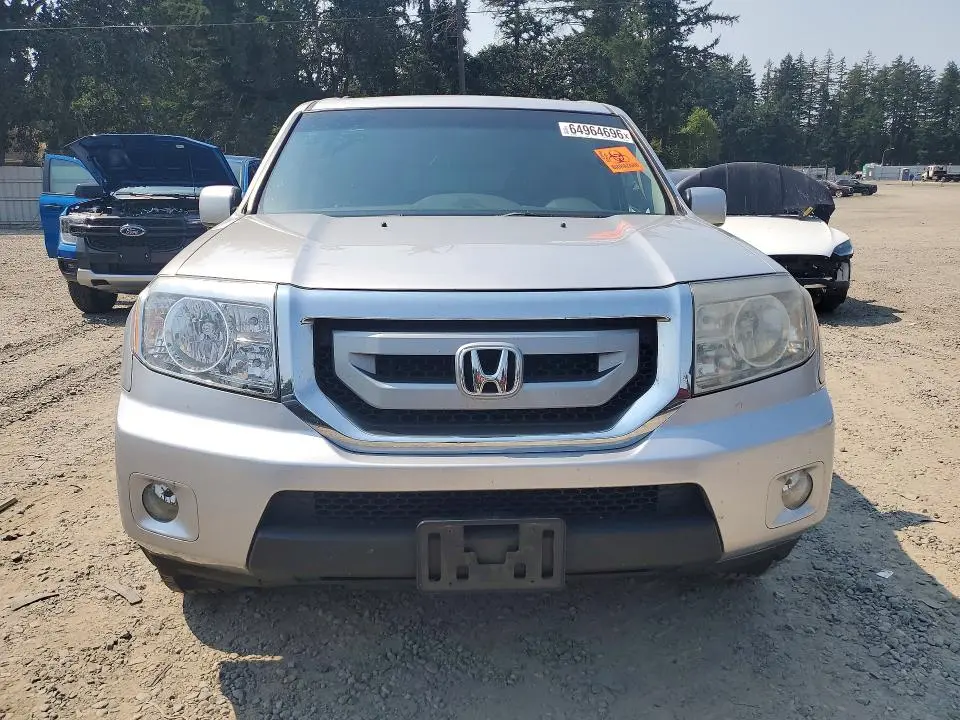 2011 HONDA PILOT EXLN  