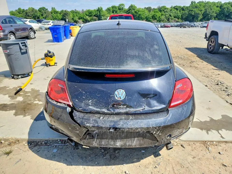 2012 VOLKSWAGEN BEETLE TURBO  