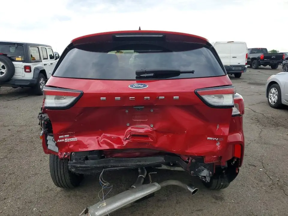 2022 FORD ESCAPE SEL  