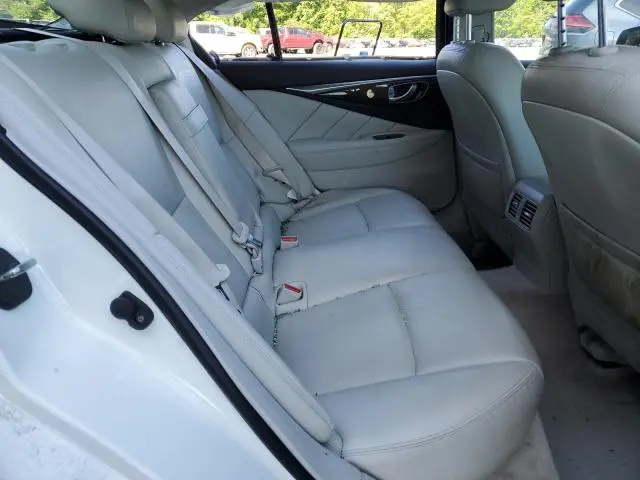 2019 INFINITI Q50 LUXE  