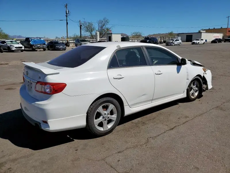 2013 TOYOTA COROLLA BASE  