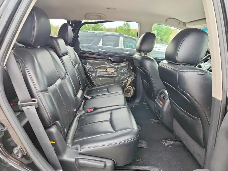 2016 NISSAN PATHFINDER SL  