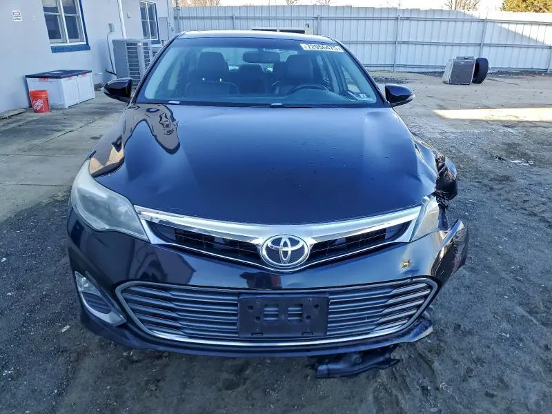 2015 TOYOTA AVALON XLE  