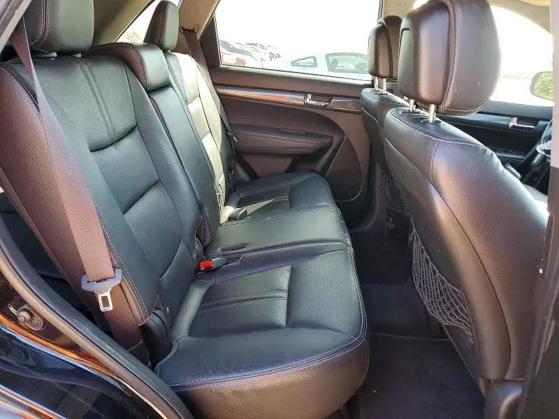 2011 KIA SORENTO SX  