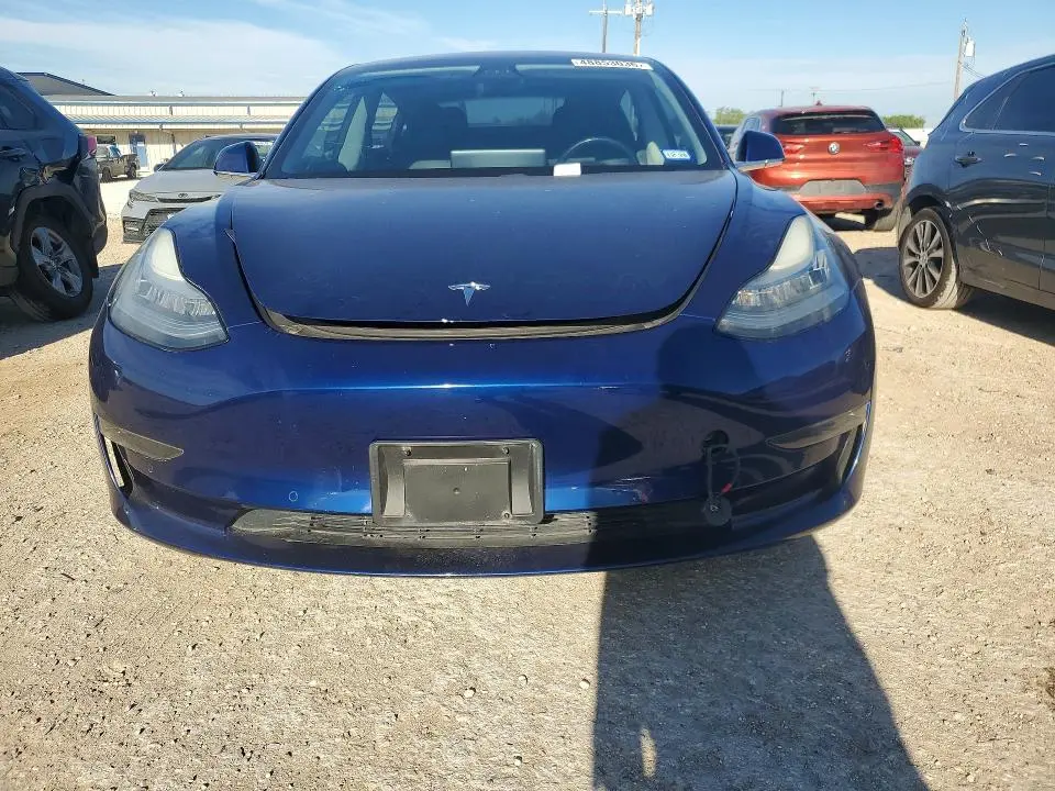 2018 TESLA MODEL 3   