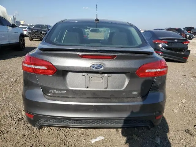 2015 FORD FOCUS SE  