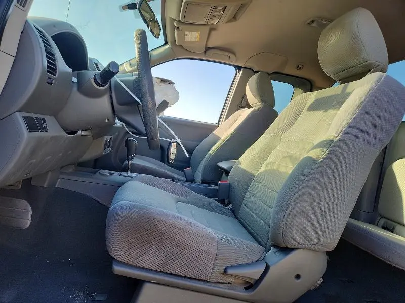 2021 NISSAN FRONTIER S  