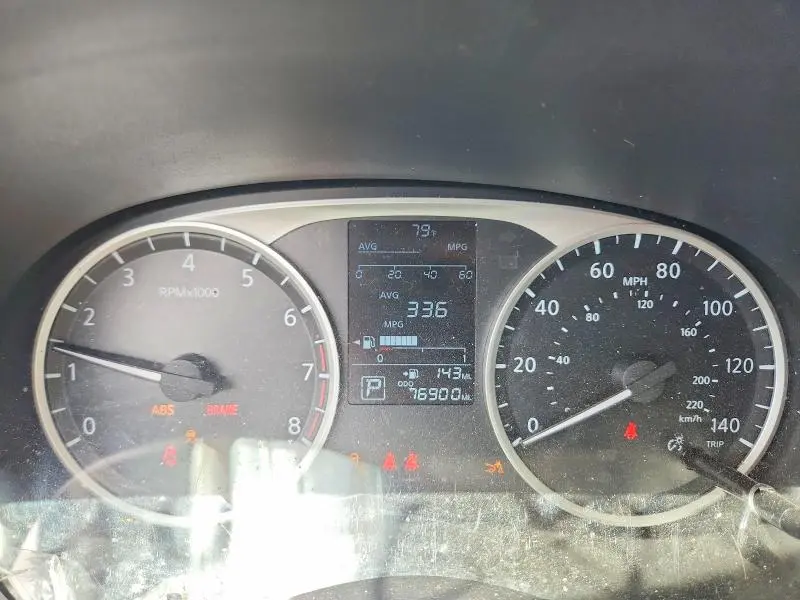 2021 NISSAN KICKS S  