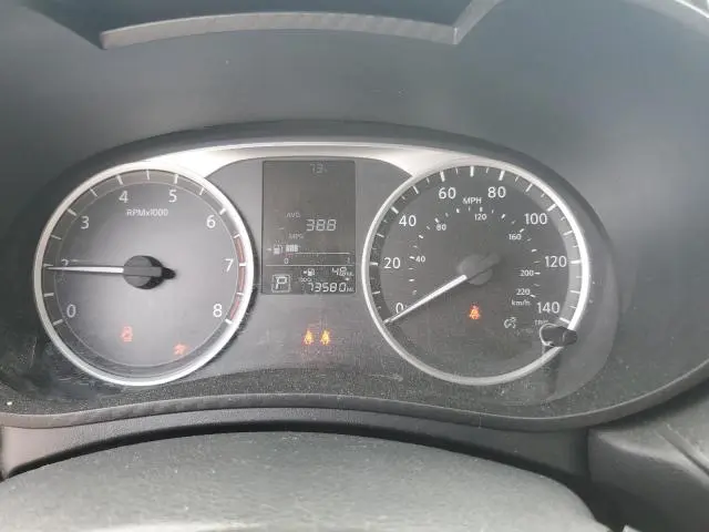 2022 NISSAN VERSA S  