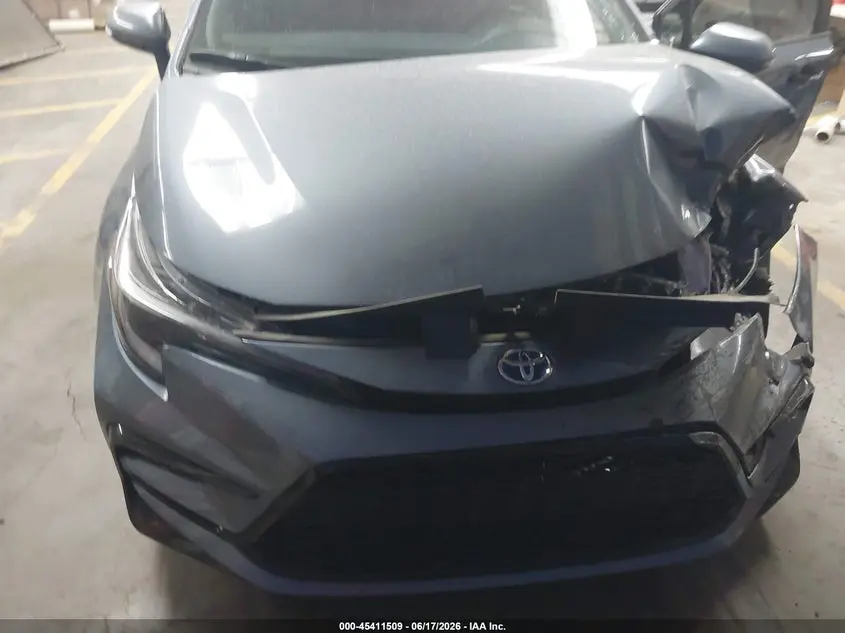2025 TOYOTA COROLLA HYBRID SE