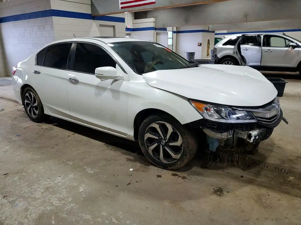 2017 HONDA ACCORD EX  
