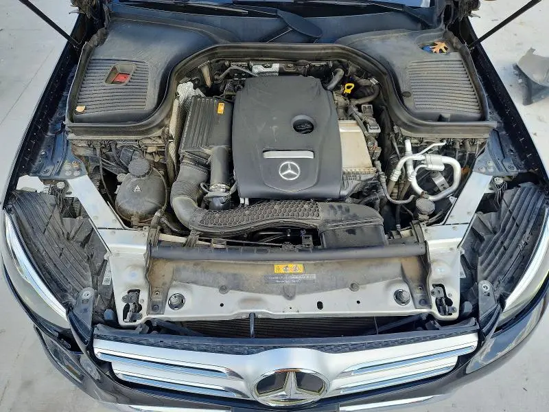 2019 MERCEDES-BENZ GLC 300  