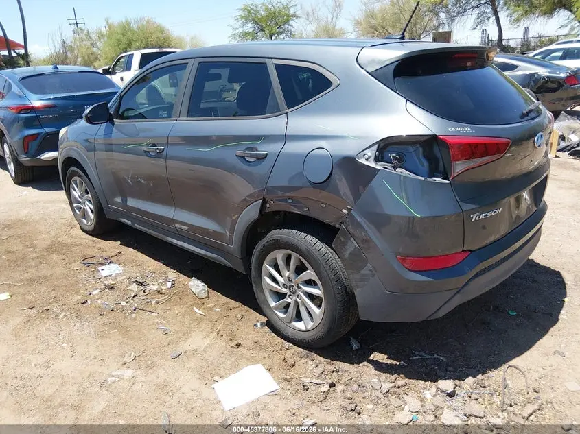 2017 HYUNDAI TUCSON SE