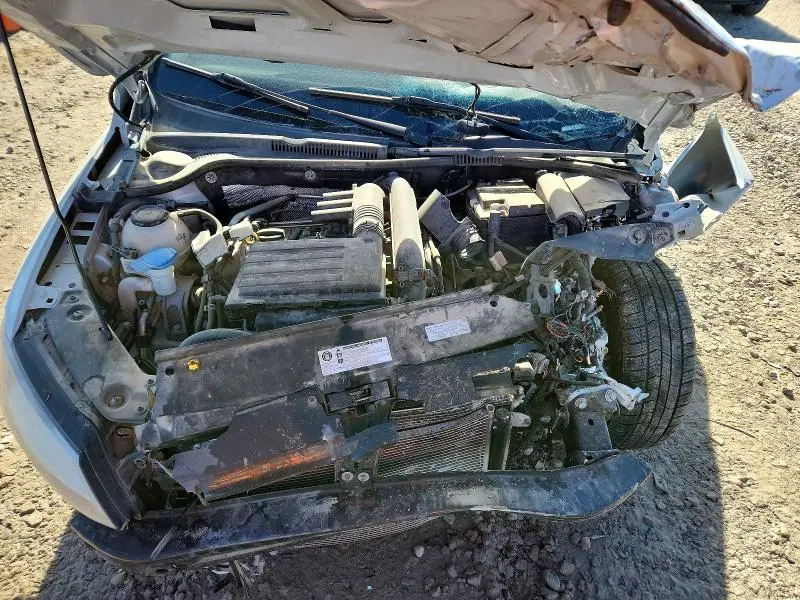 2018 VOLKSWAGEN JETTA SE  